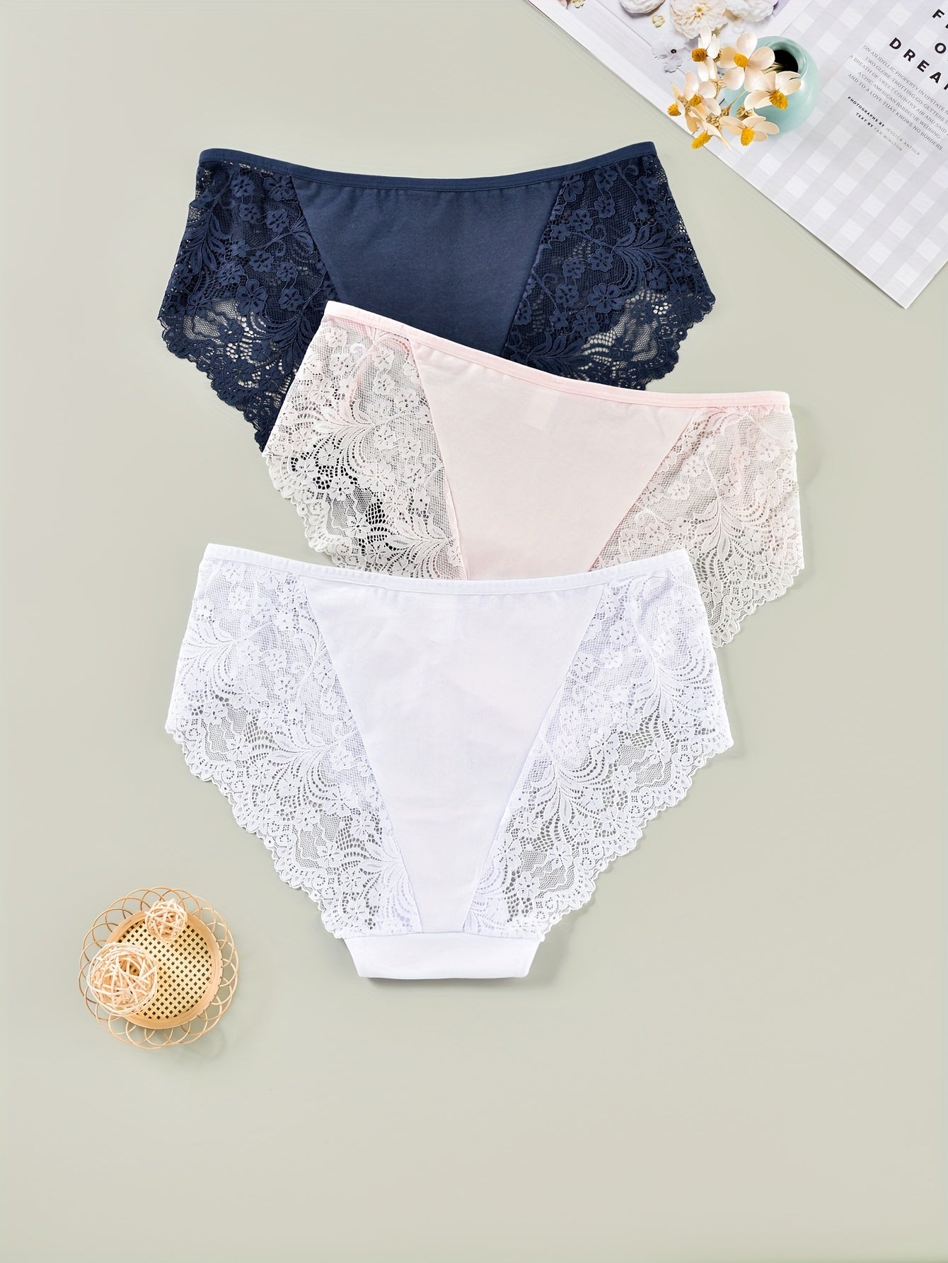 3 Pack Plus Size Panties Set Women's Plus Floral Lace Mid Rise Romantic Briefs