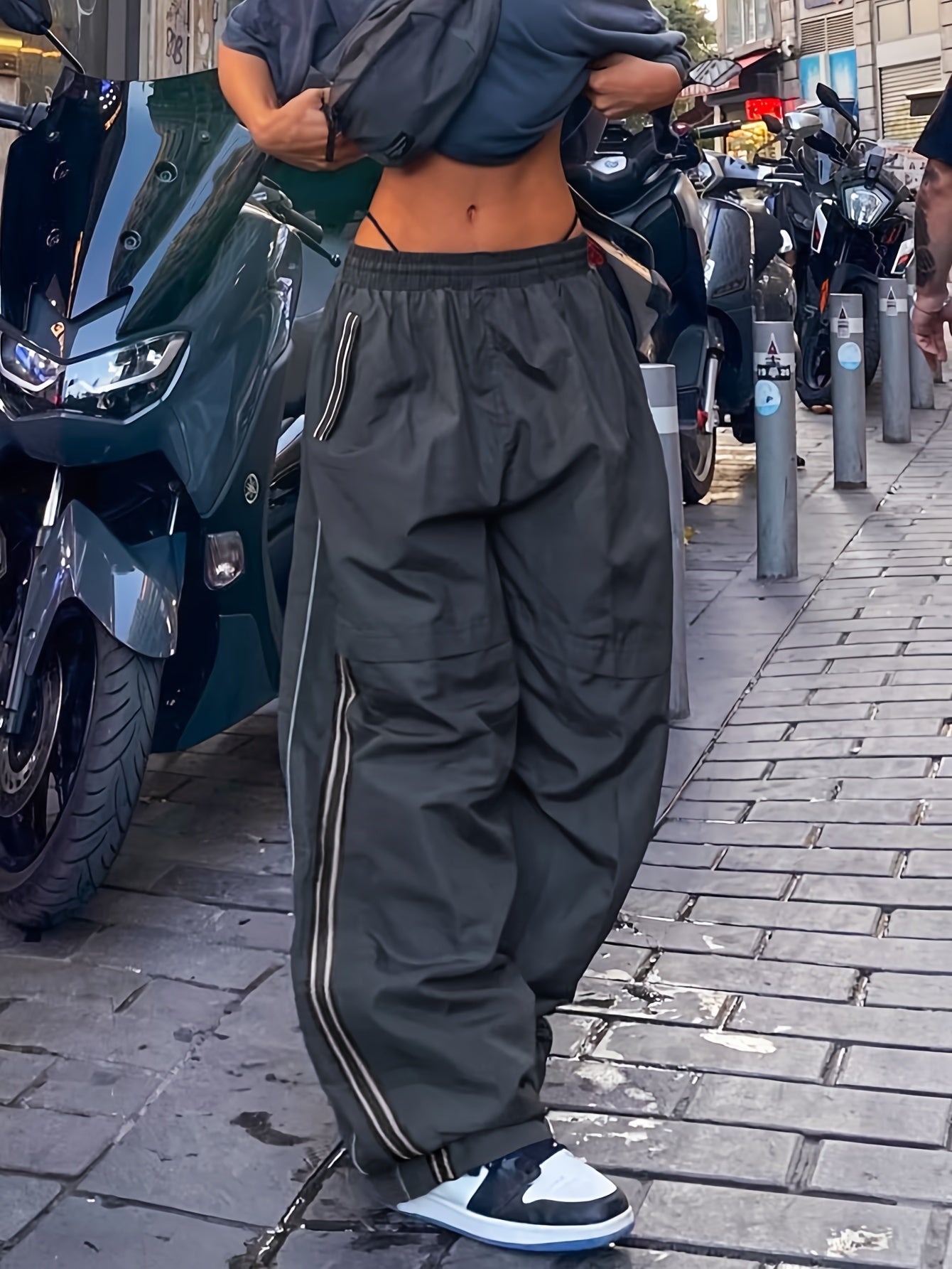 Women's Elastic Waist Casual Sports Pants Loose Fit Running Trousers