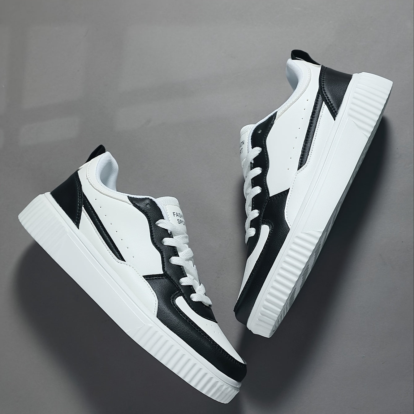 Men's Lace-Up Sneakers PU Leather Upper Skate Shoes