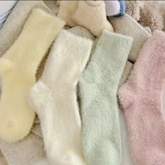 4 Pairs Thickened Warm Mid calf Socks For Men And Women