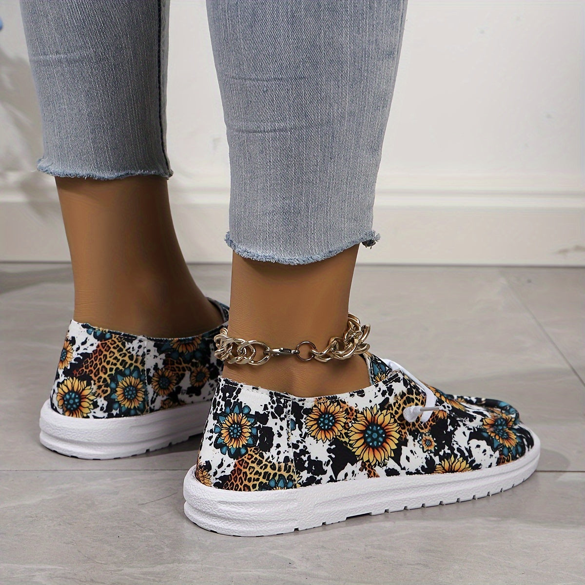 Sunflower Pattern Slip On Women's Casual Shoes