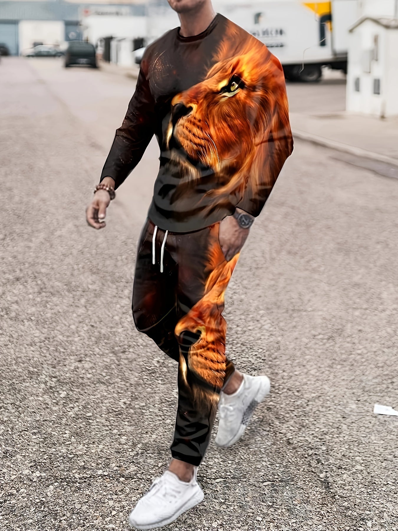 Lion Print Men's Outfit: Sweatshirt & Sports Trousers