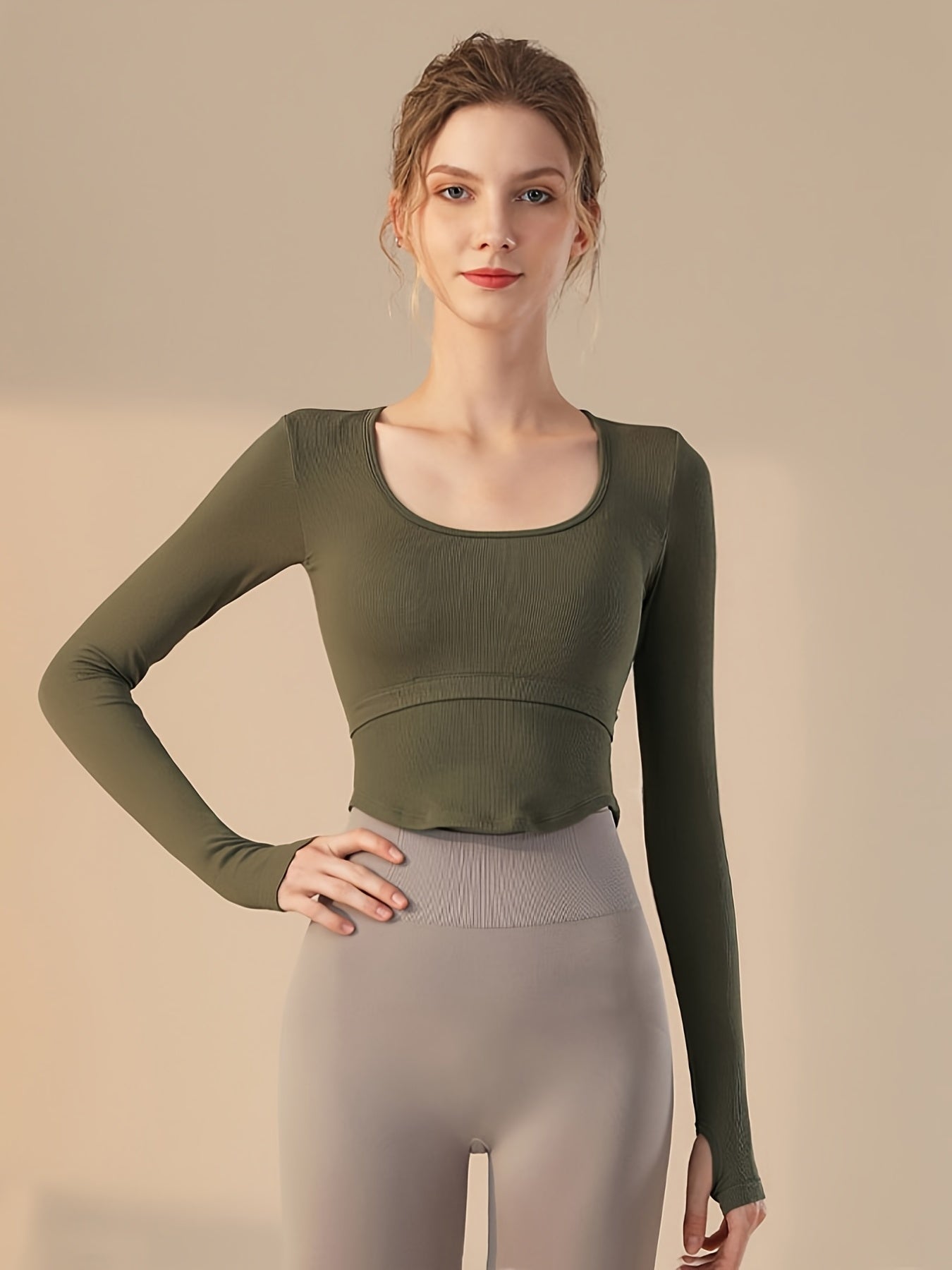 Backless Long Sleeve Yoga Tee with Padded - Quick Dry