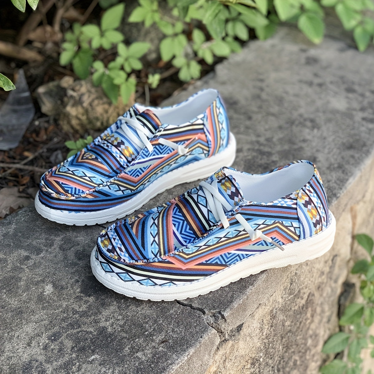 Women's Geometric Canvas Lace-Up Sneakers