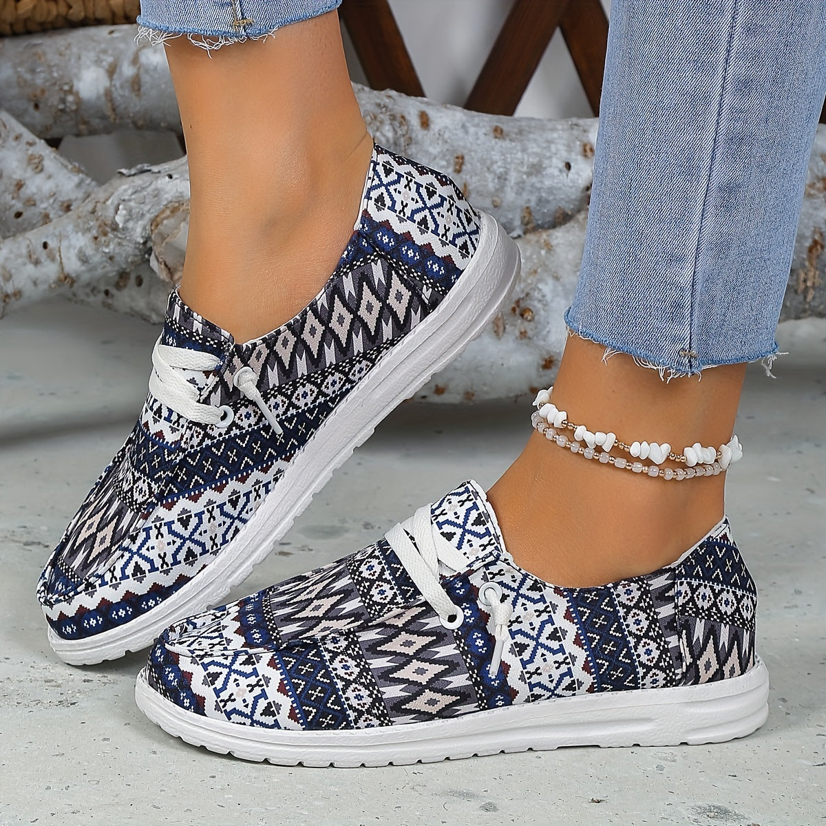 Geometric Graphic Canvas Shoes Tribal Style Low Top Slip On Shoes