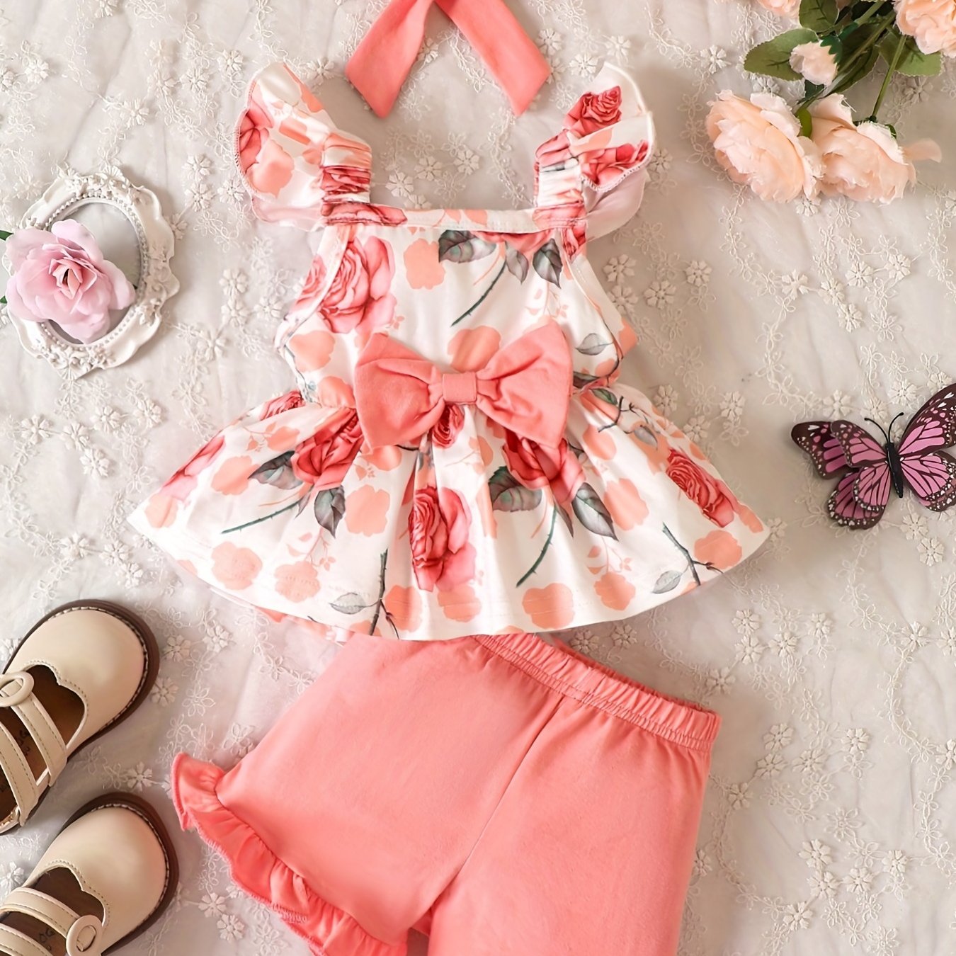 3pcs Floral Graphic Ruffle Sleeve Top & Shorts & Headband Baby Sweet Clothes