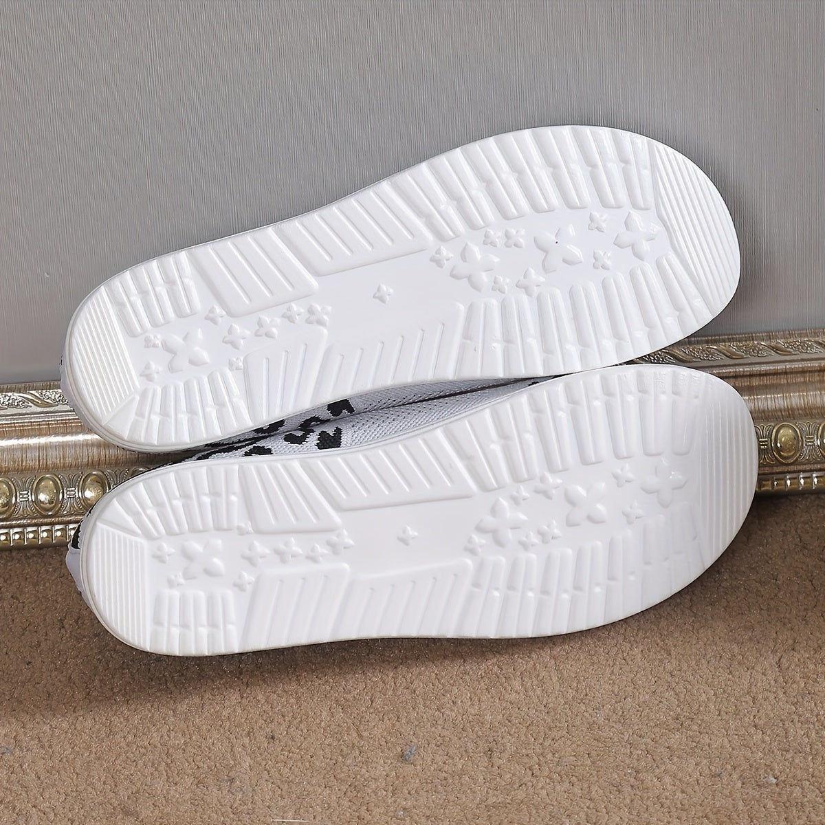 Women's Colorblock Woven Sneakers Low Lace Up Round Toe Lightweight Soft Shoes