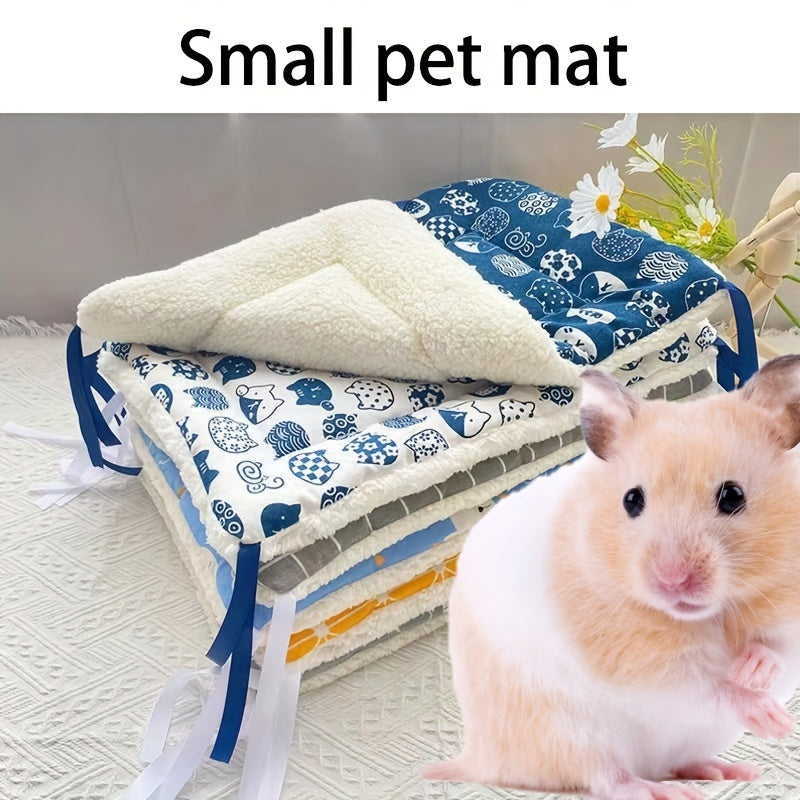 All Season Plush Pet Mat for Guinea Pig and Hamster