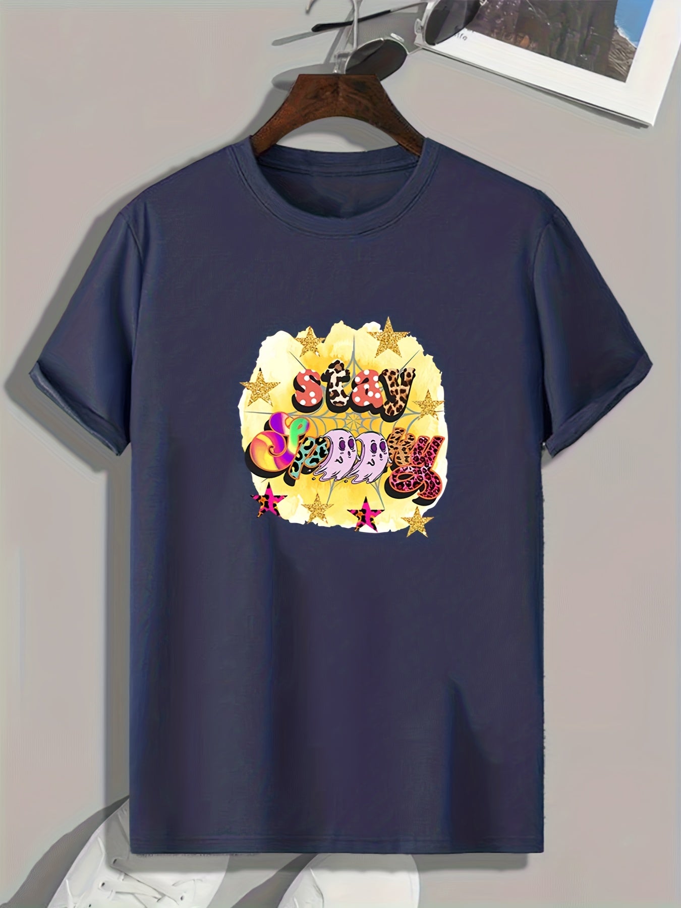 Stay Spooky Halloween Print Men's Graphic T-shirt