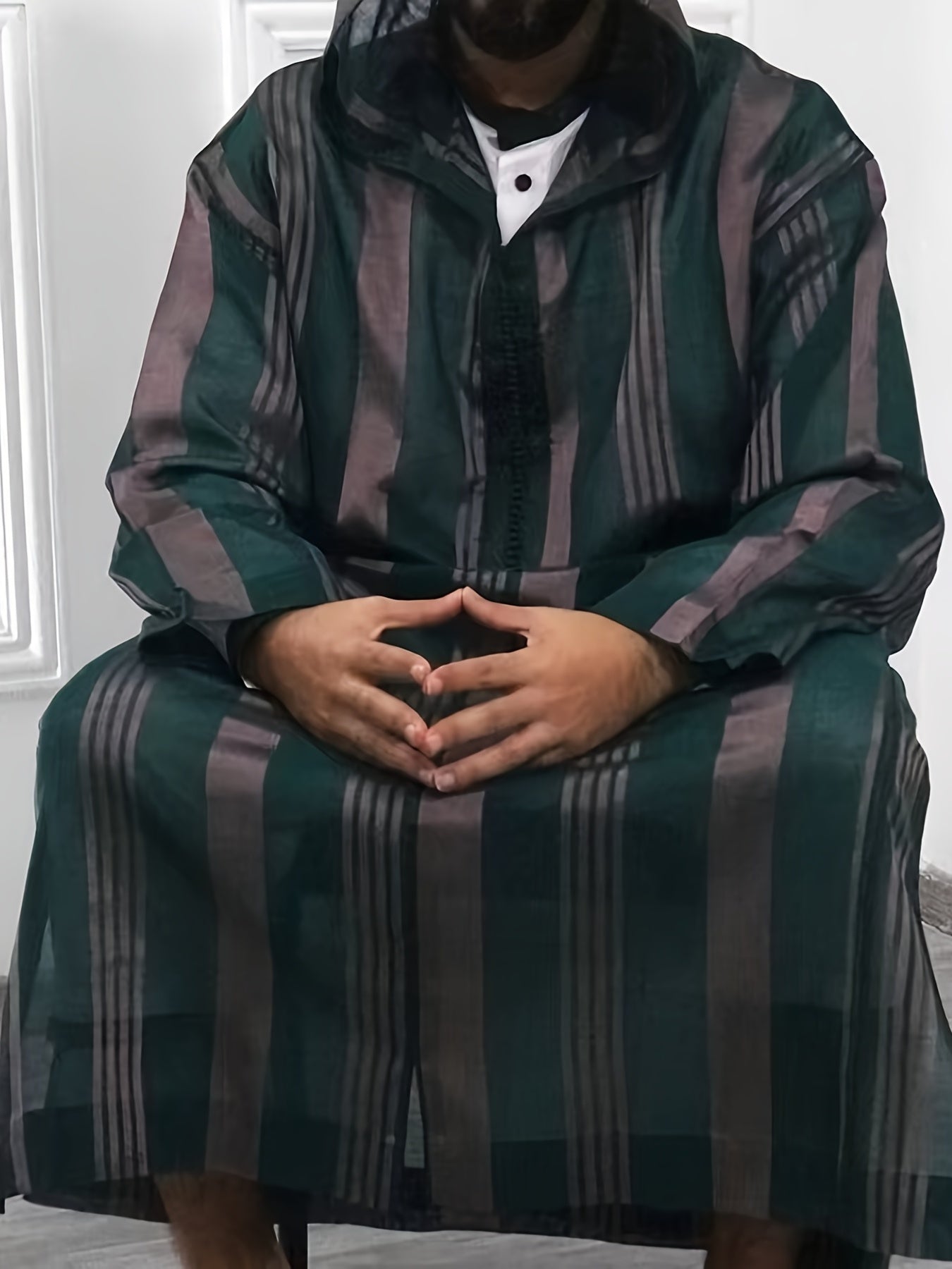 Islamic Arabic Hooded Kaftan Men Long Sleeve Vertical Striped V Neck