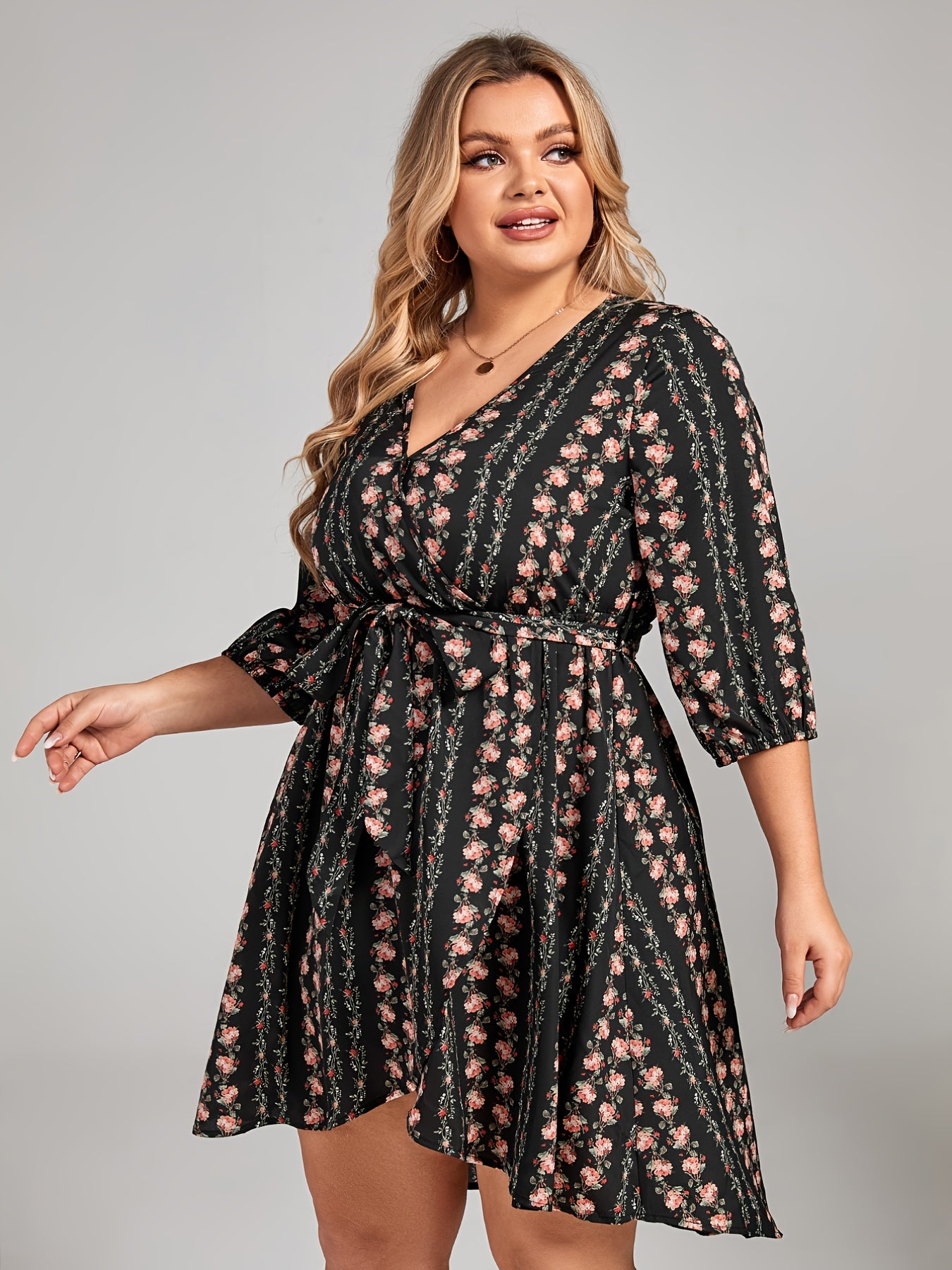 Ditsy Floral Print Half Sleeve V Neck Midi Dress