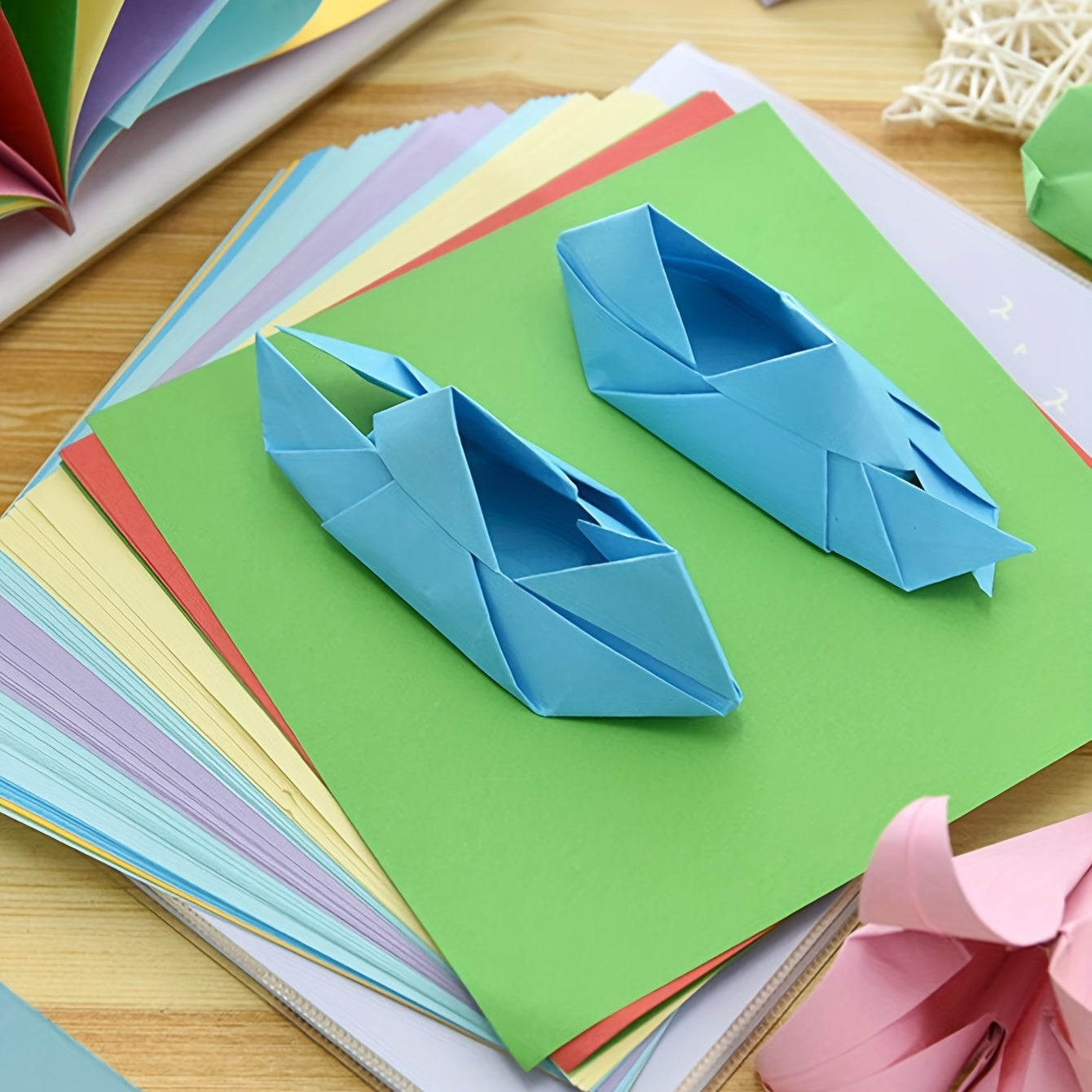 Students' Origami Paper Cutting Colorful Art Paper 100 Sheets