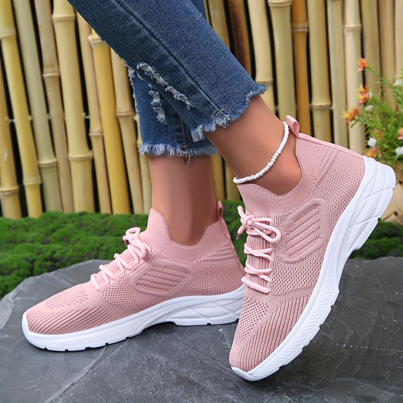 Women's Mesh Breathable Woven Sports Shoes Lightweight Shockproof