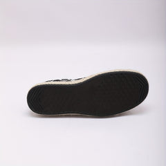 Women's Breathable Walking Shoes Flat Slip On Lightweight Outdoor Sports Shoes