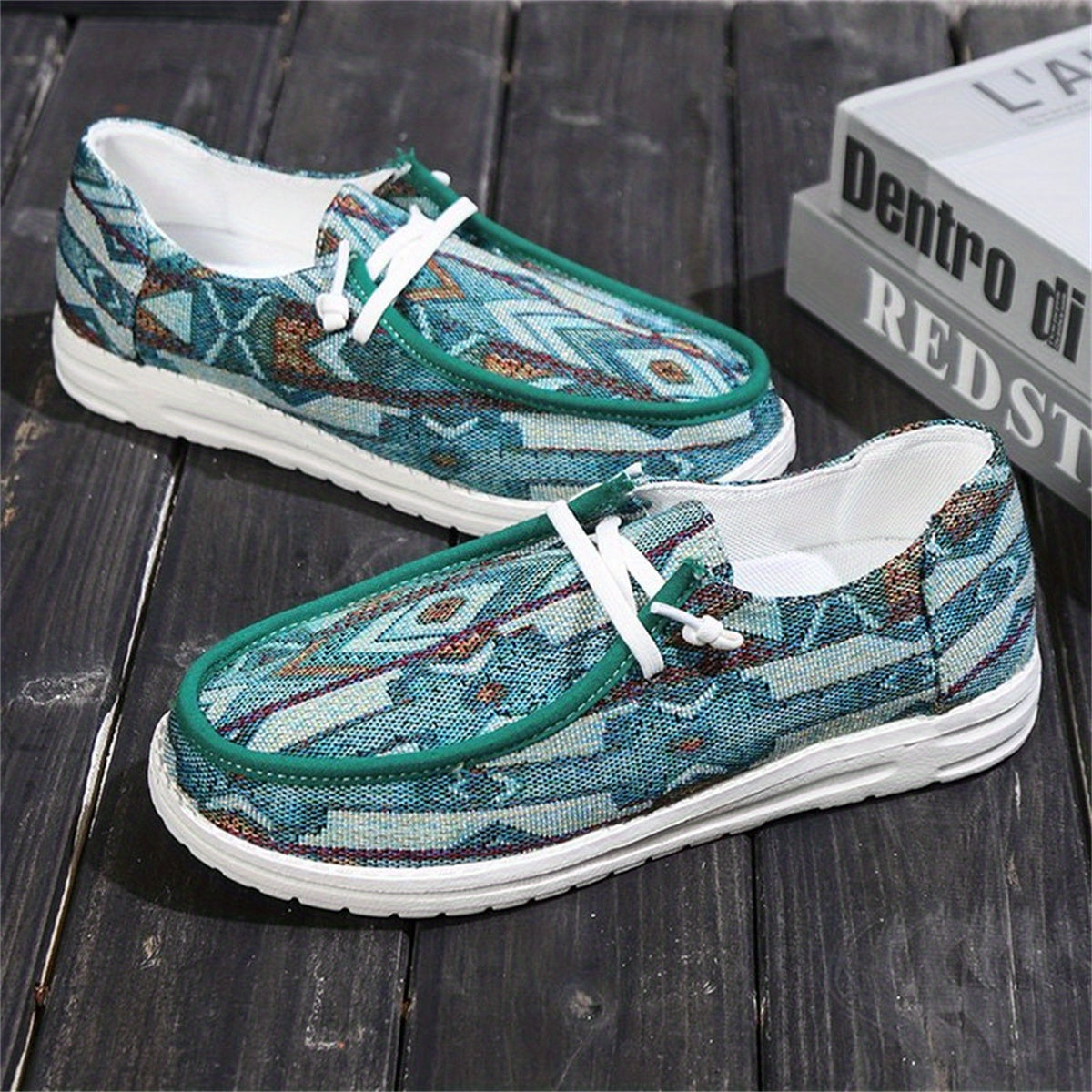 Women's Printed Canvas Lace Up Low Top Casual Flat Sneakers
