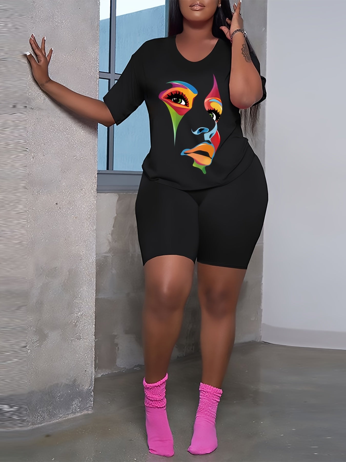 Women's Plus Figure Print Tee & Shorts 2pcs Set