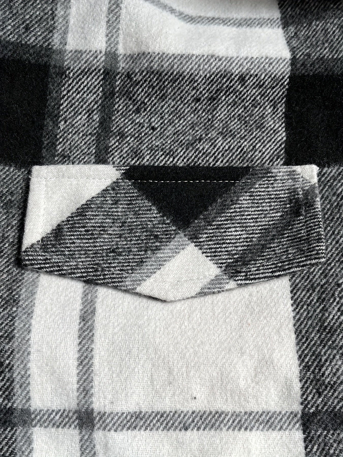 Men's Plaid Button Up Long Sleeve Shirt