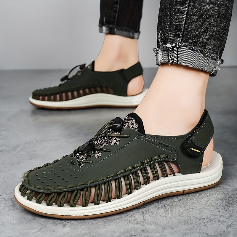 Men's Lightweight Closed Toe Sandals Outdoor Water Shoes