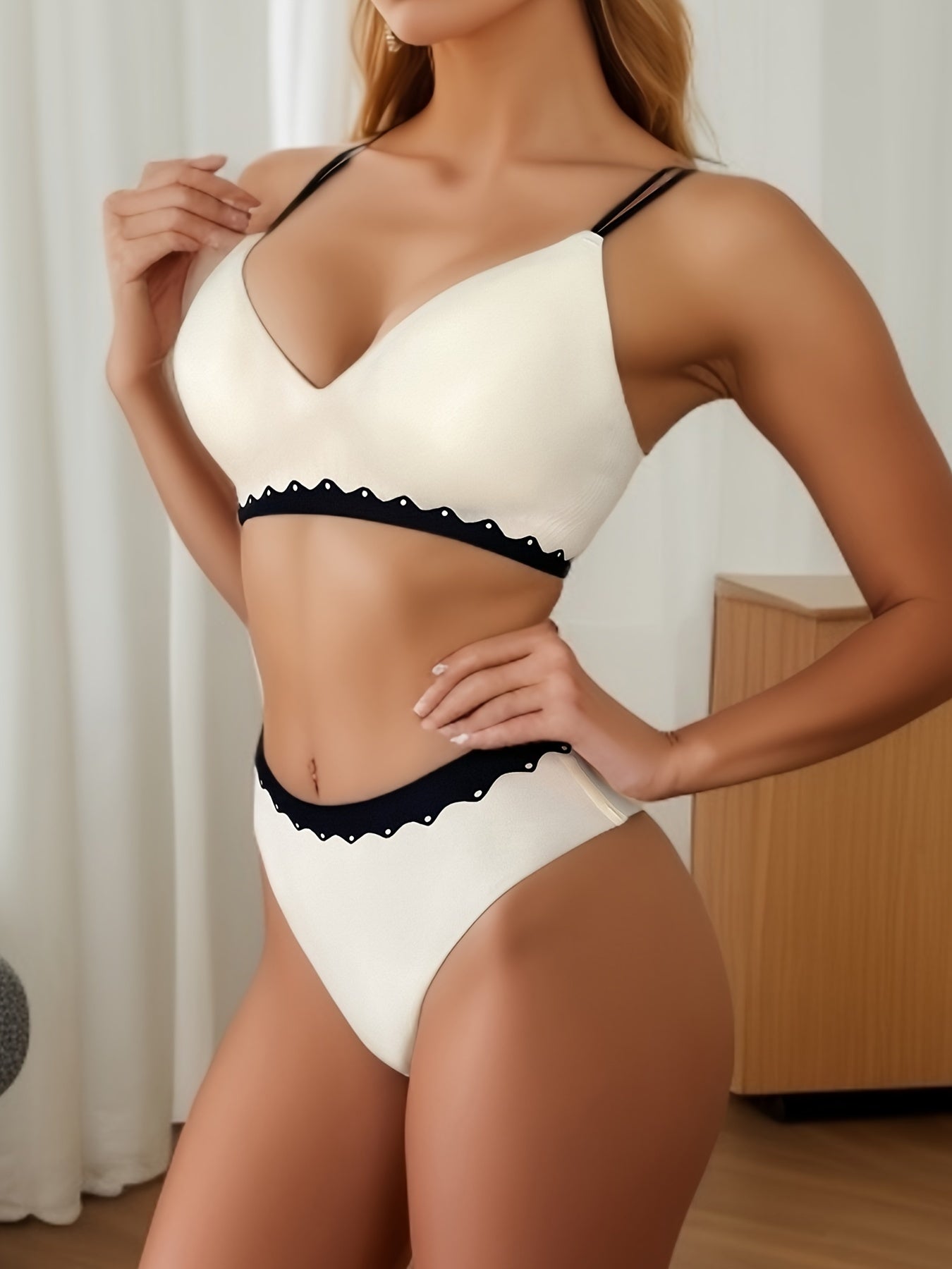 Colorblock Bra & Panties Lingerie Set