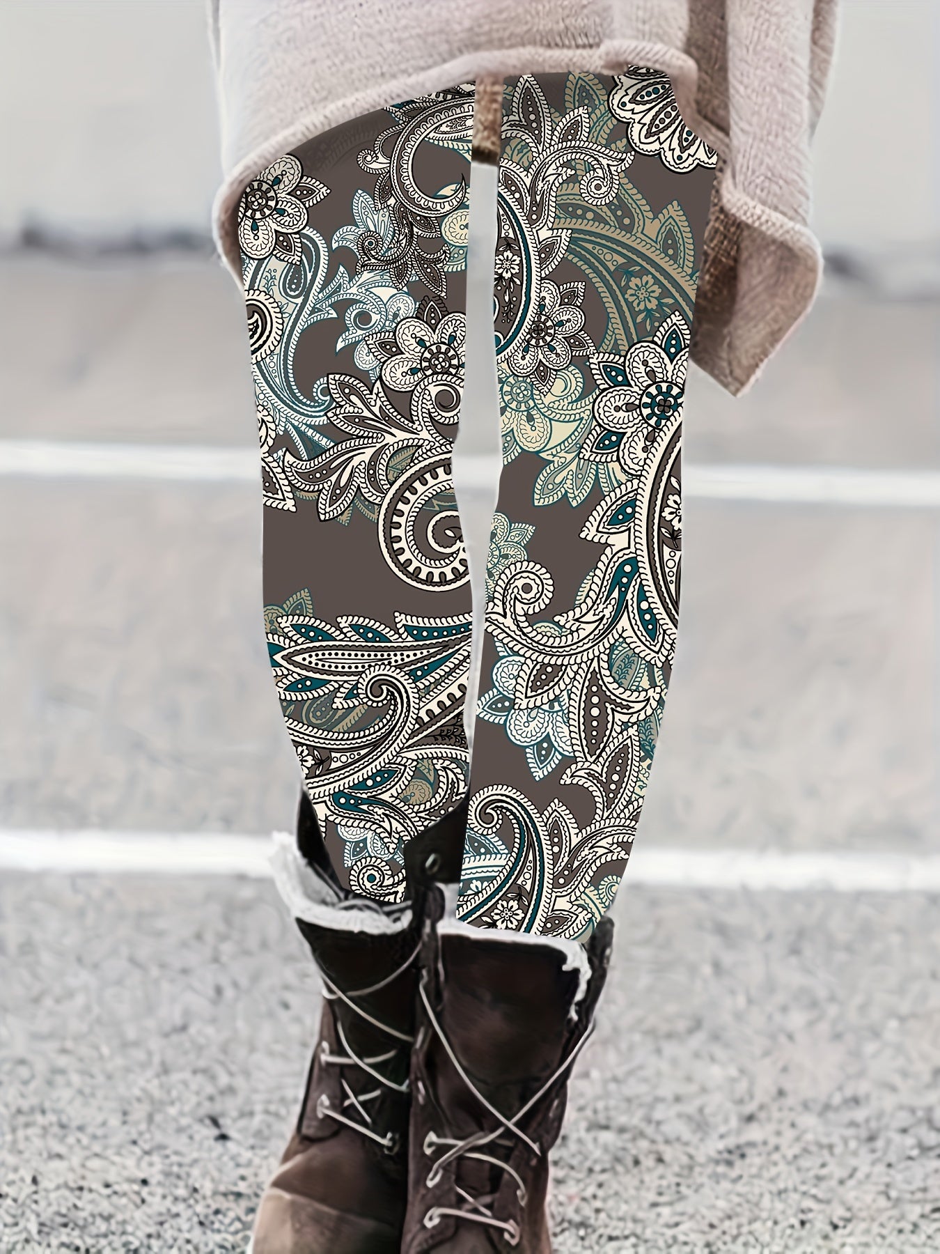 Boho Paisley Floral Print High Rise Plus Size Leggings