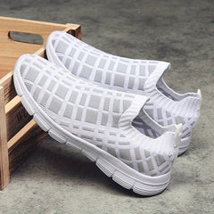 Women's Plaid Pattern Socks Sneakers Lightweight Knit Walking Shoes