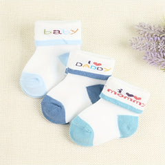 3 Pairs of Boys' Socks 0-3 Months - I Love Dad and Mom
