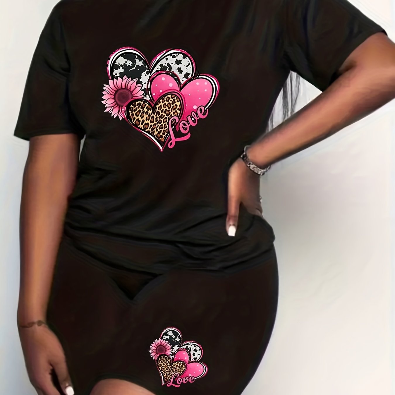 Women's Plus Flag Glasses & Letter Print Short Sleeve Top & Shorts Outfit Set
