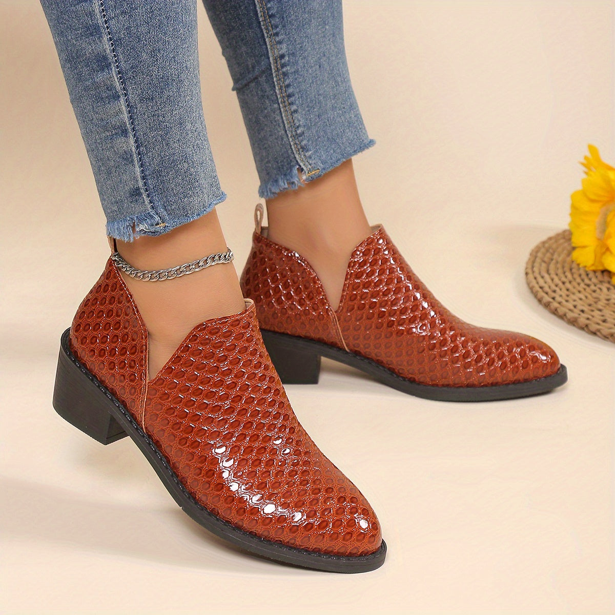 Women's Patent Leather Shoes Low Chunky Heel Brogue Shoes