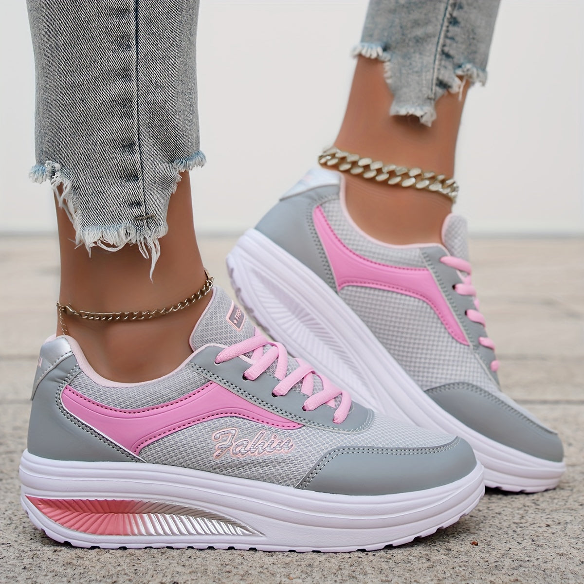 Women's Mesh Heightening Running Shoes Autumn Travel Sneakers
