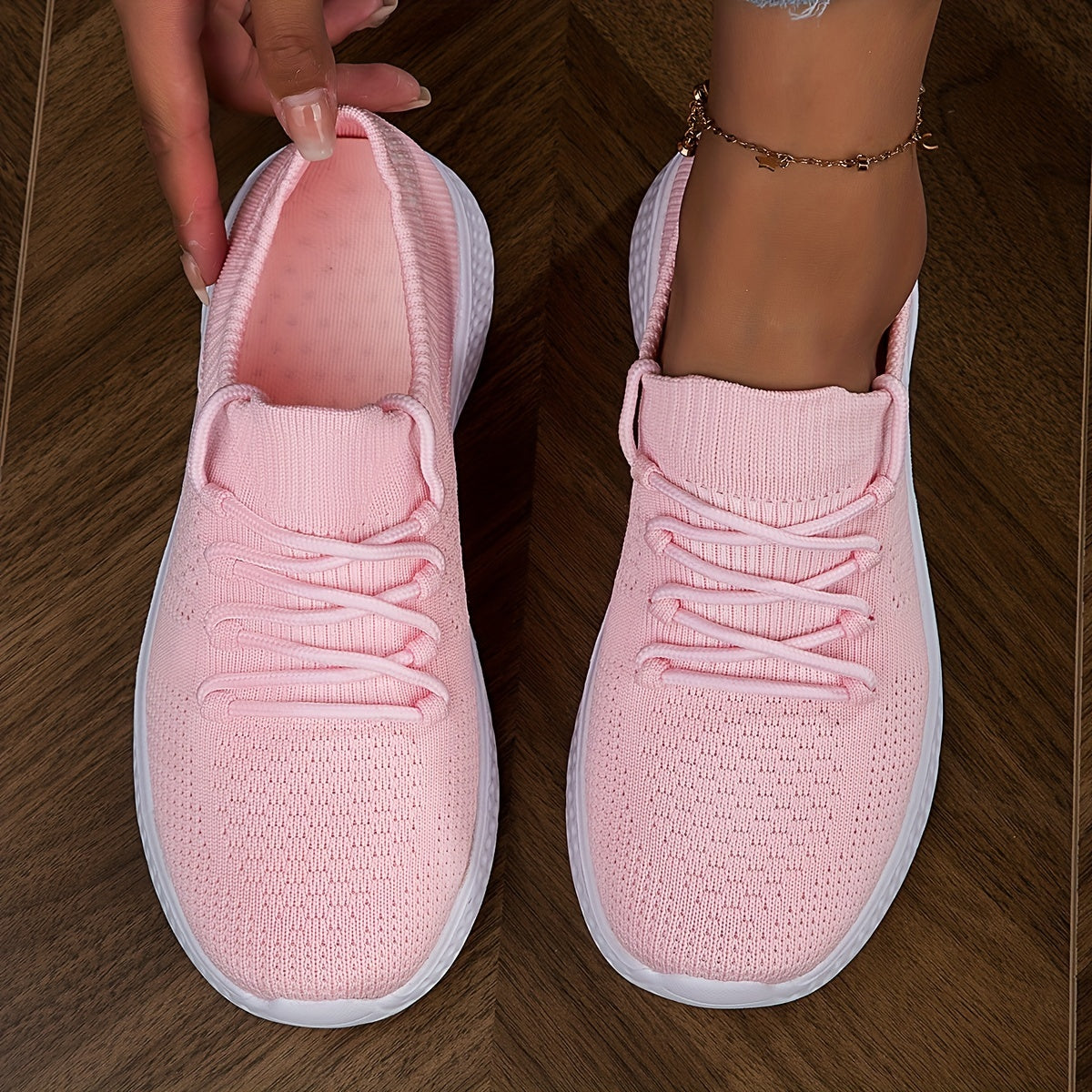 Women's Breathable Lace-up Sneakers Non-slip Running Shoes