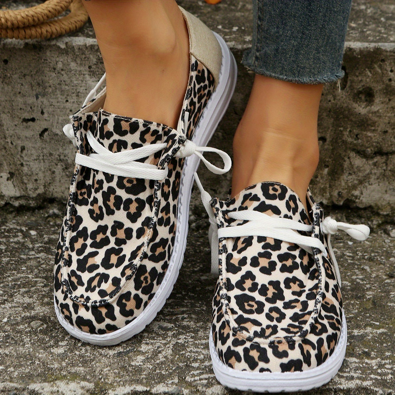 Women's Geometric Pattern Canvas Shoes Lightweight Loafers