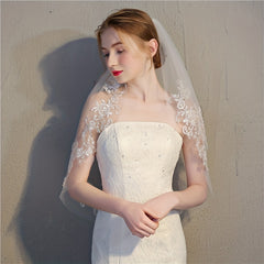 Lace Edge Floral Bridal Veil Short Veil With Comb Wedding Accessories