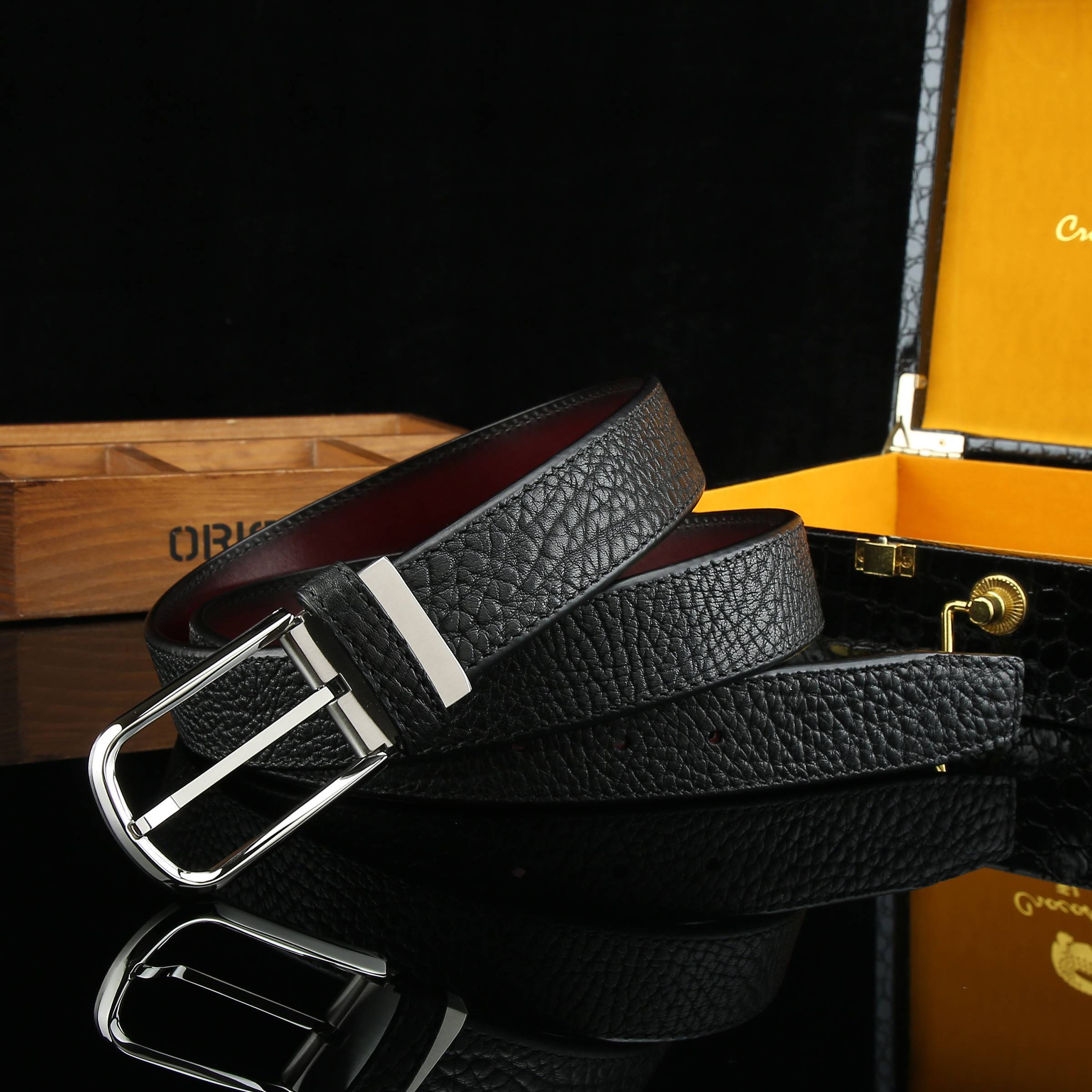 Men's Minimalism Hollow Auto Buckle Belt Stainless Steel Top Layer Cowhide