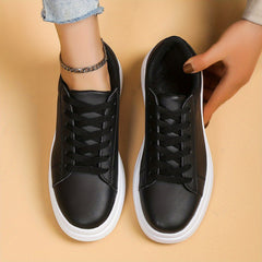 Women's Minimalist Solid Low Top Sneakers