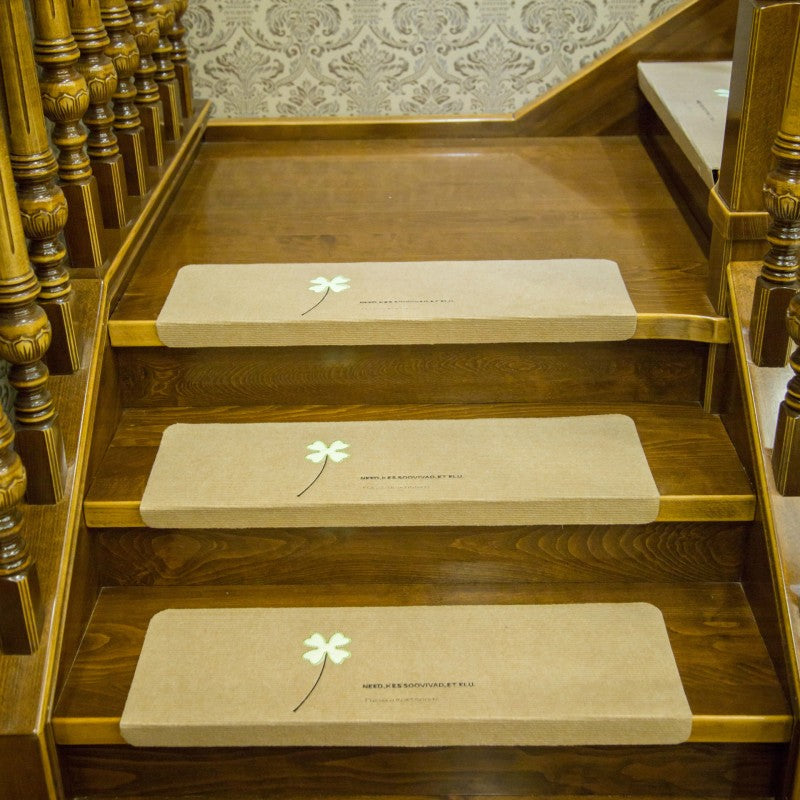 Set of 5 Non-Slip Stair Mats Self-Adhesive Stair Carpet Steps