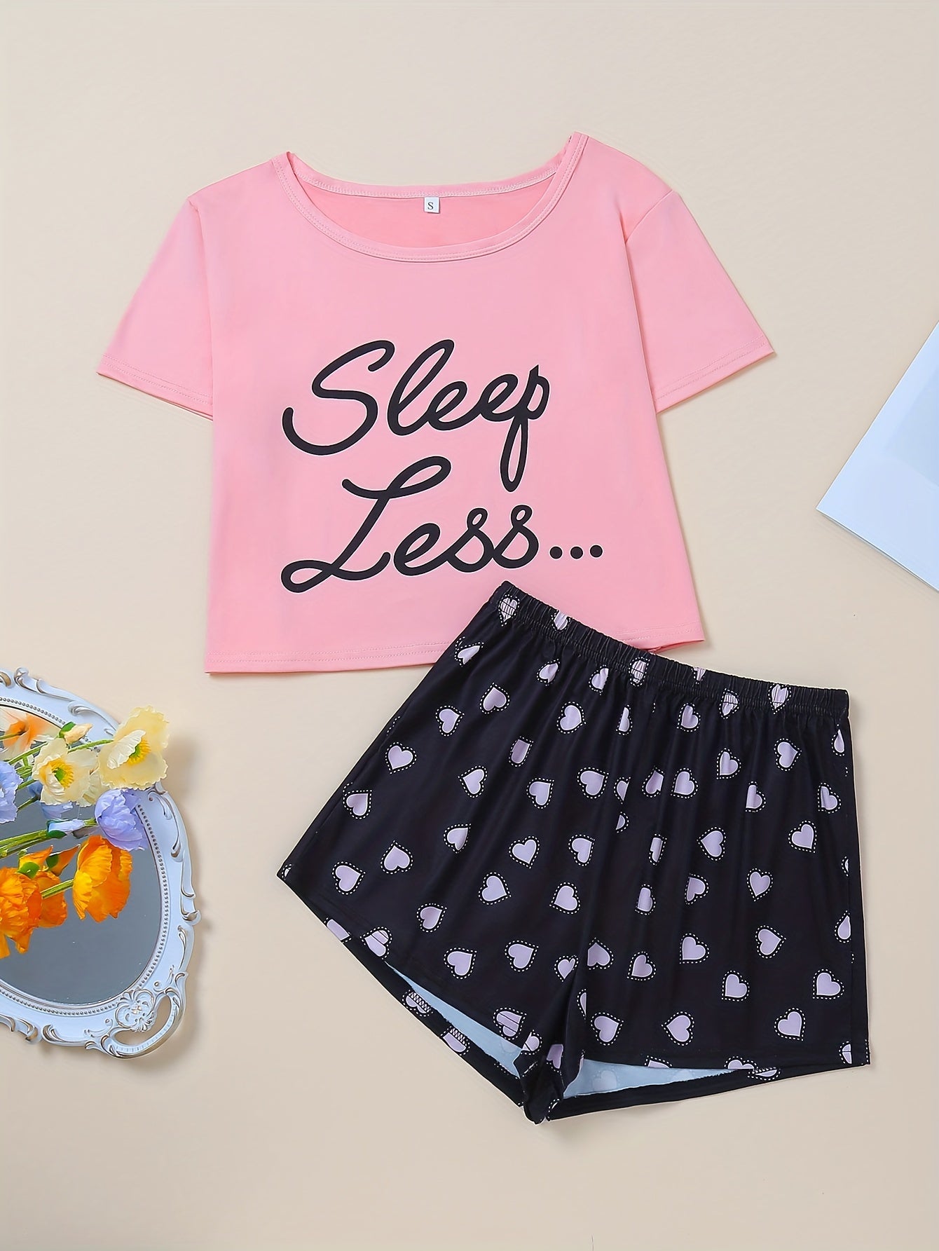 Letter Print Pajamas Set Short Sleeve Top & Shorts Women's Sleepwear