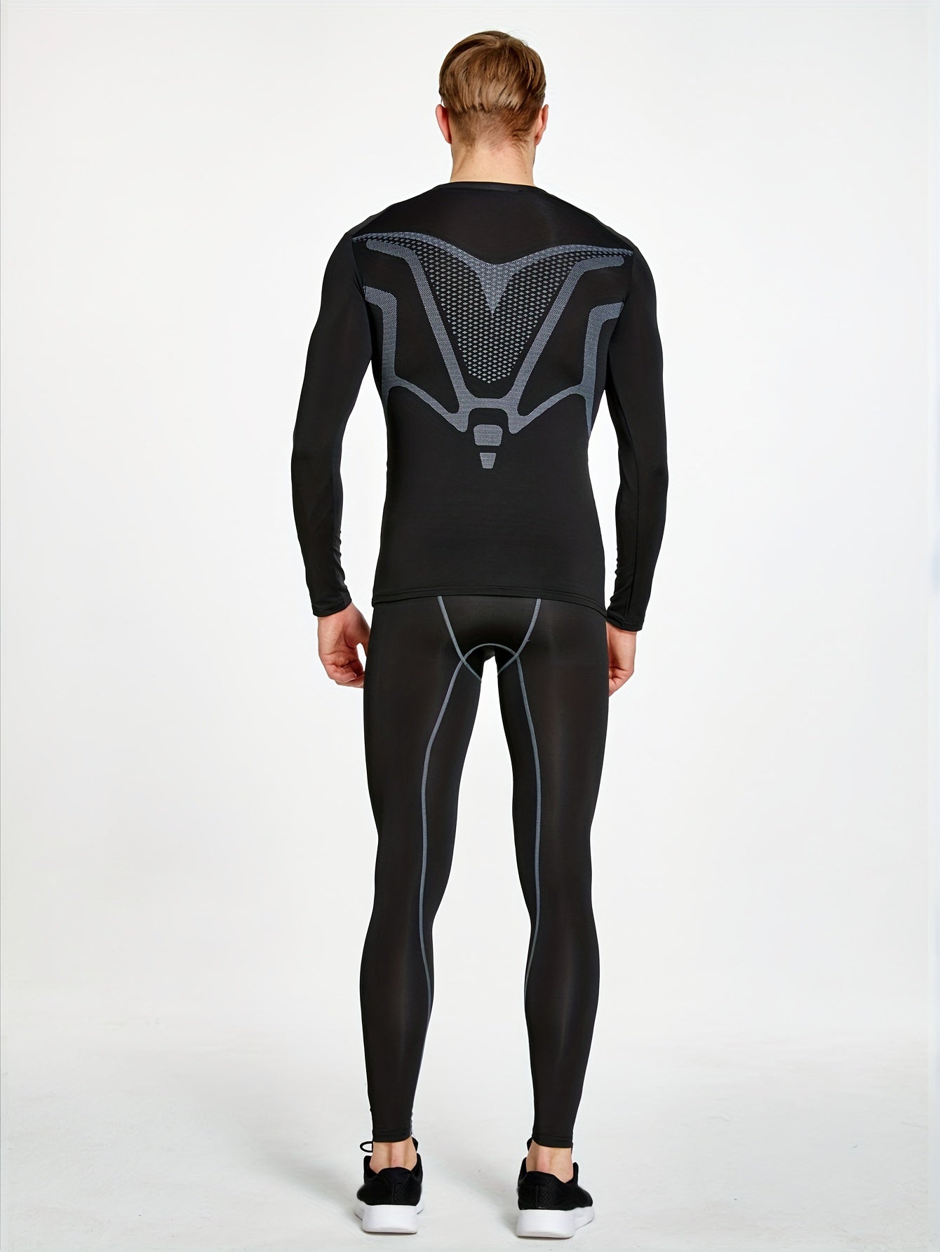 Men's Compression Long Sleeve Sports Shirt for Basketball Football Running