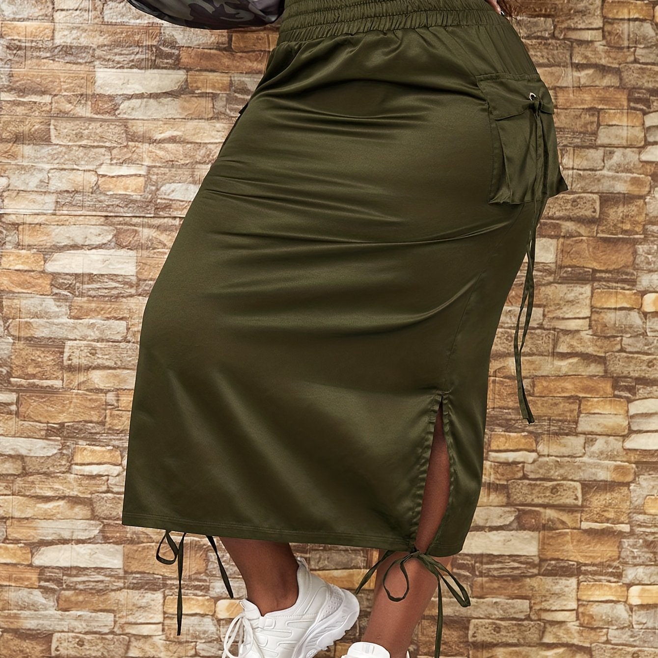 Elastic High Rise Cargo Skirt