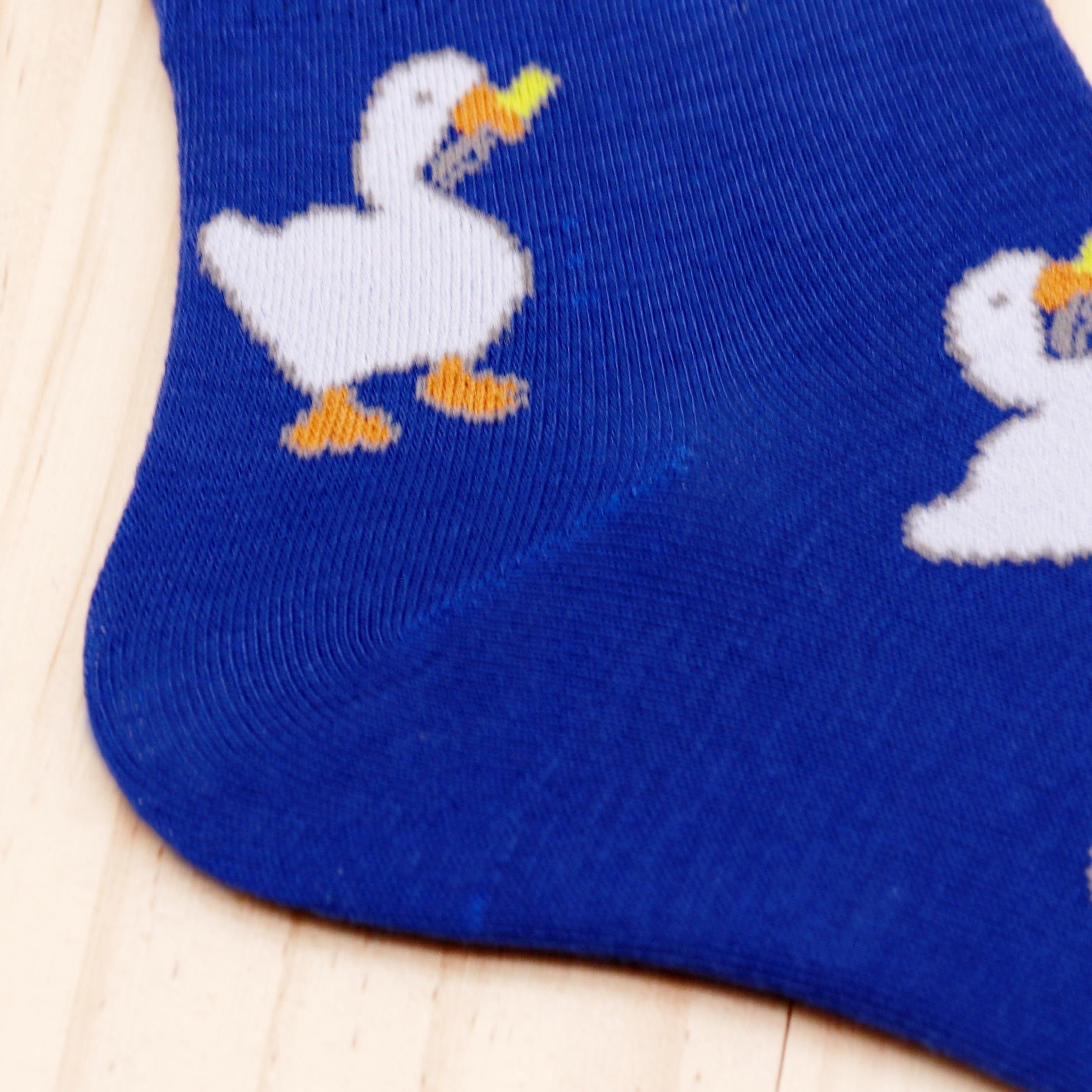 Duck Pattern Elastic Mid Tube Socks Women's Stockings