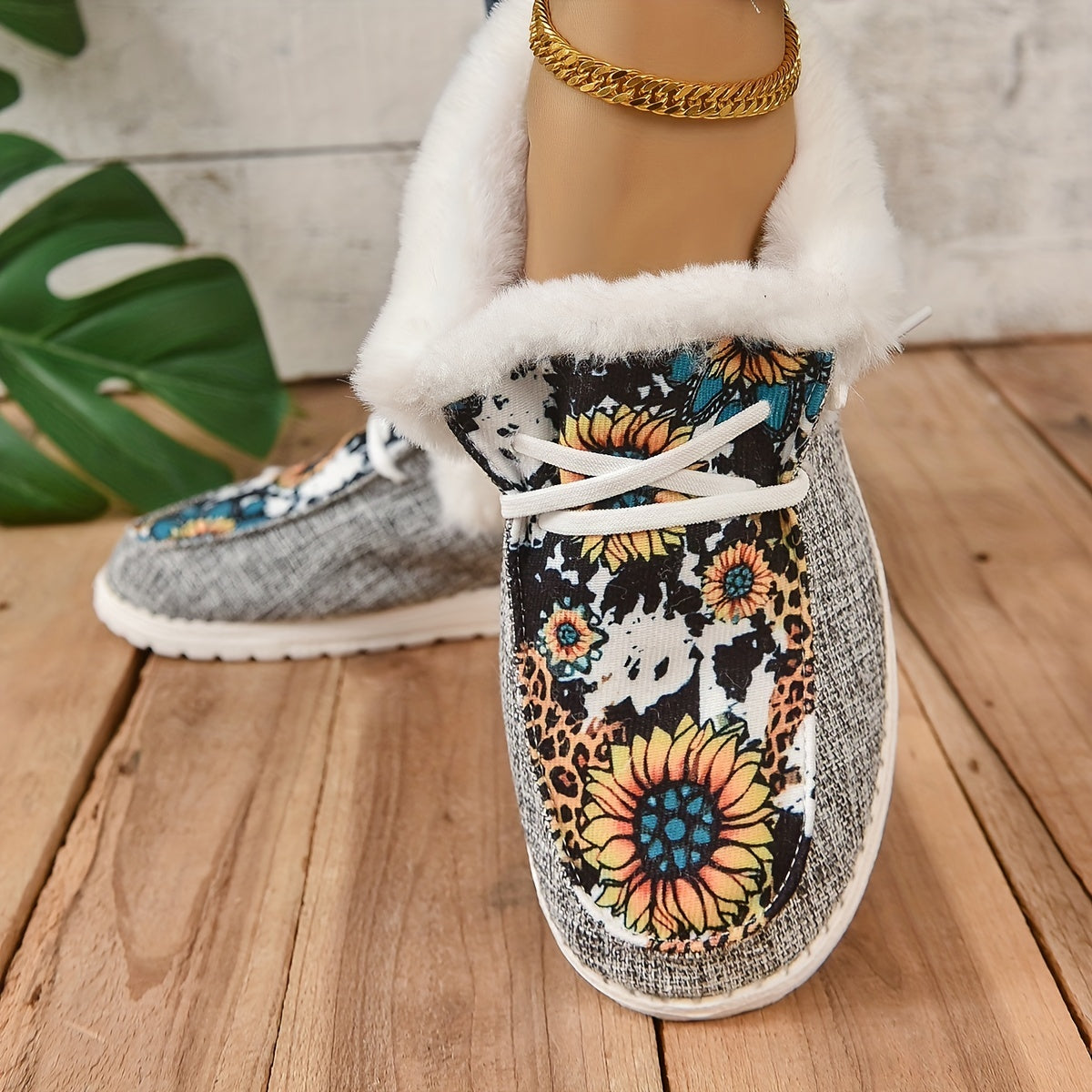 Women's Embroidered Winter Warm Boots Non Slip Outdoor Shoes