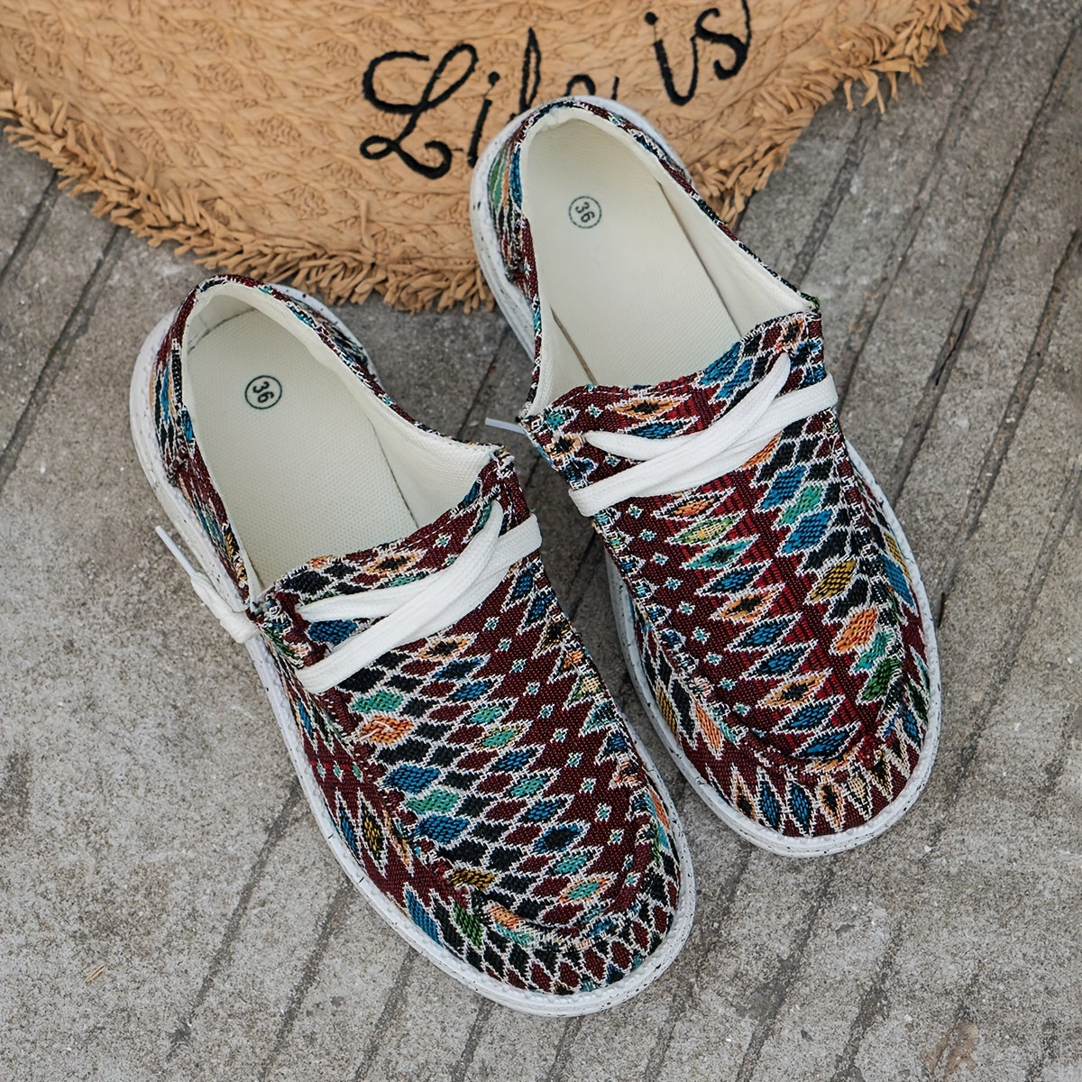 Retro Floral Print Flat Skate Shoes Lightweight And Comfortable Non slip Walking