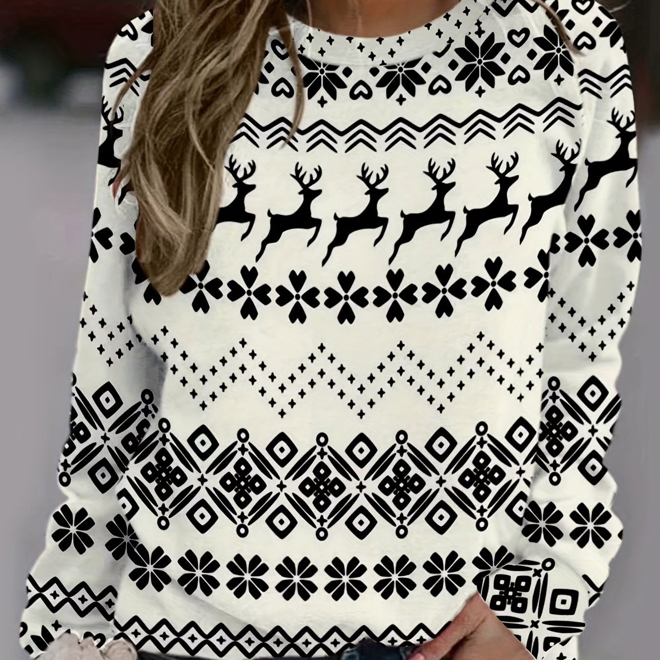 Christmas Sports Top Women's Plus Deer & Geo Print Pullover