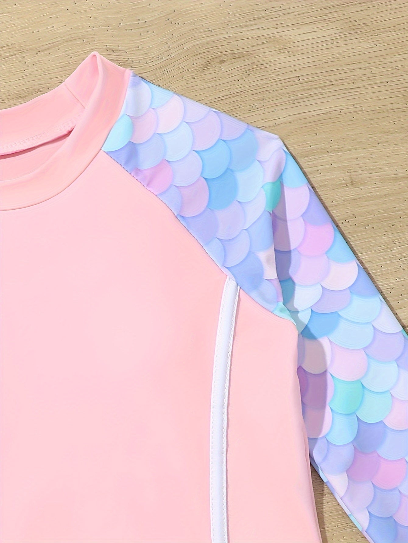 Quick Drying Fish Scale Print 2pc Swimsuits Girls Long Sleeve Top