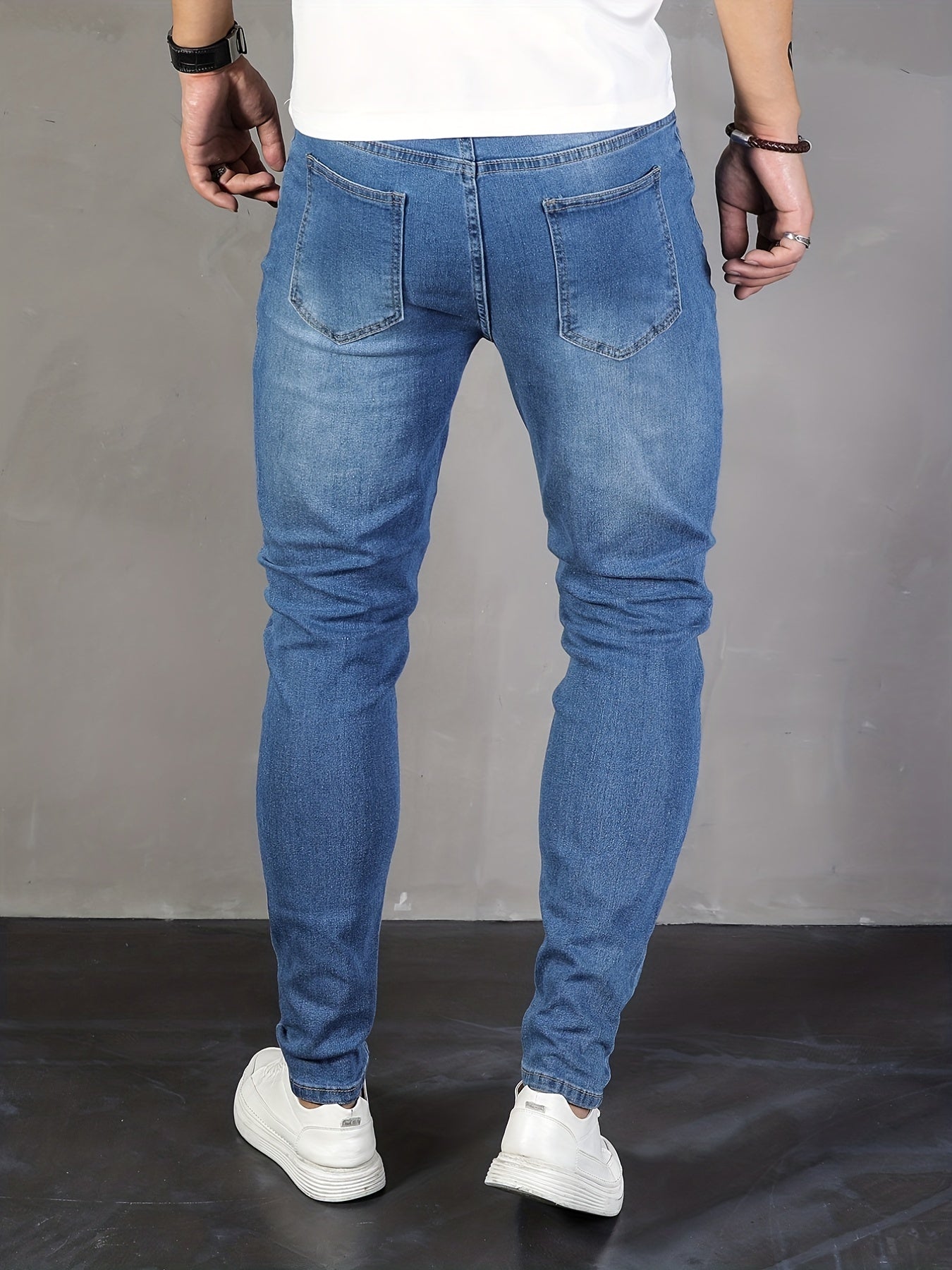 Men's Straight Denim Jeans with Pockets
