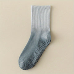 Sporty Yoga Socks Ombre Non Slip Silicone Sweat Absorption Mid Calf Socks