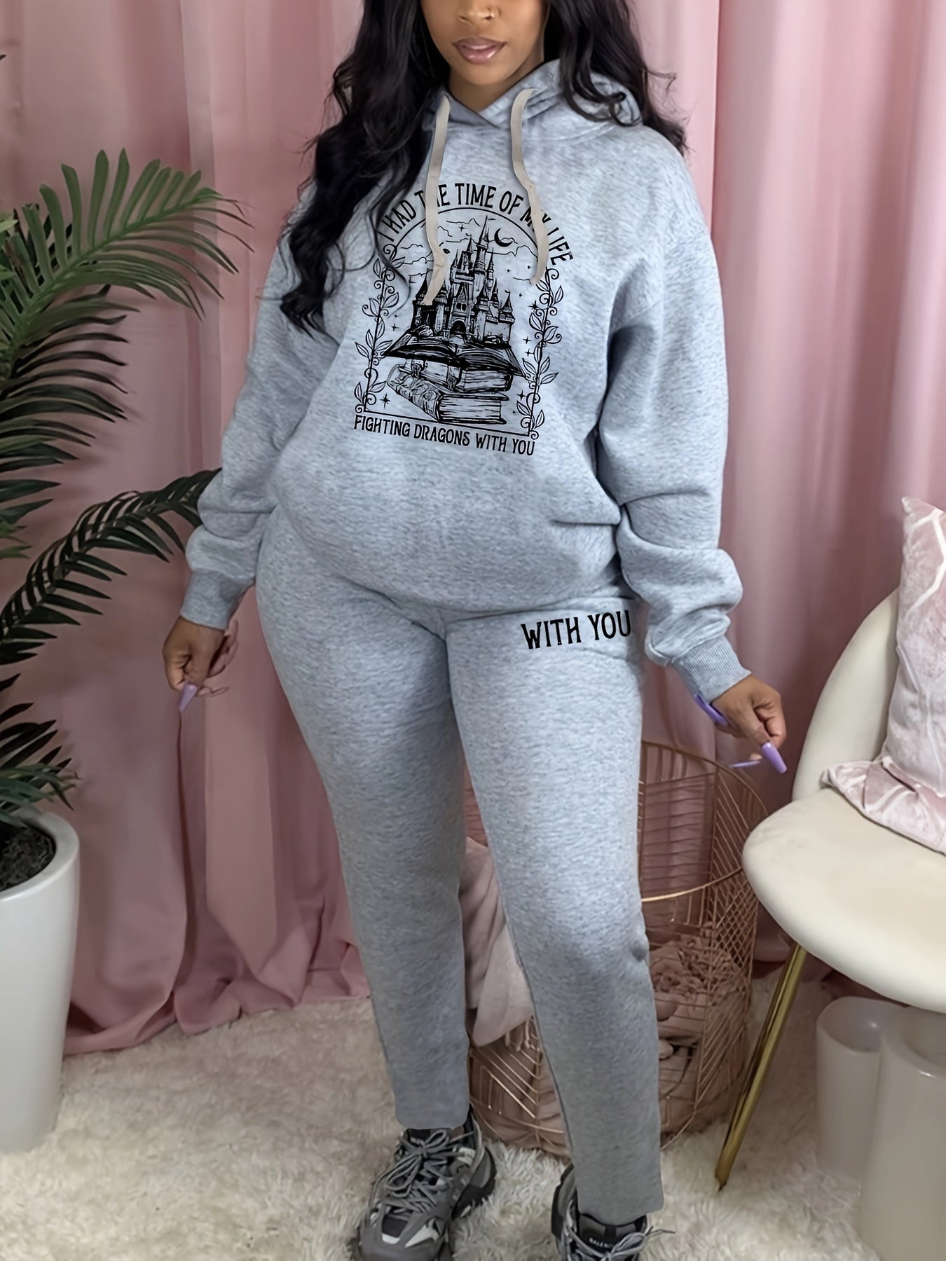 Women's Plus Size Castle & Book Print Hoodie & Sweatpants Set