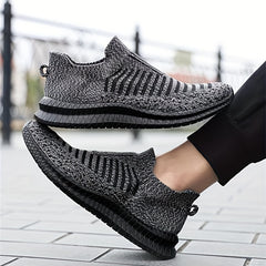 Men's Lightweight Slip On Casual Shoes For Traveling Jogging