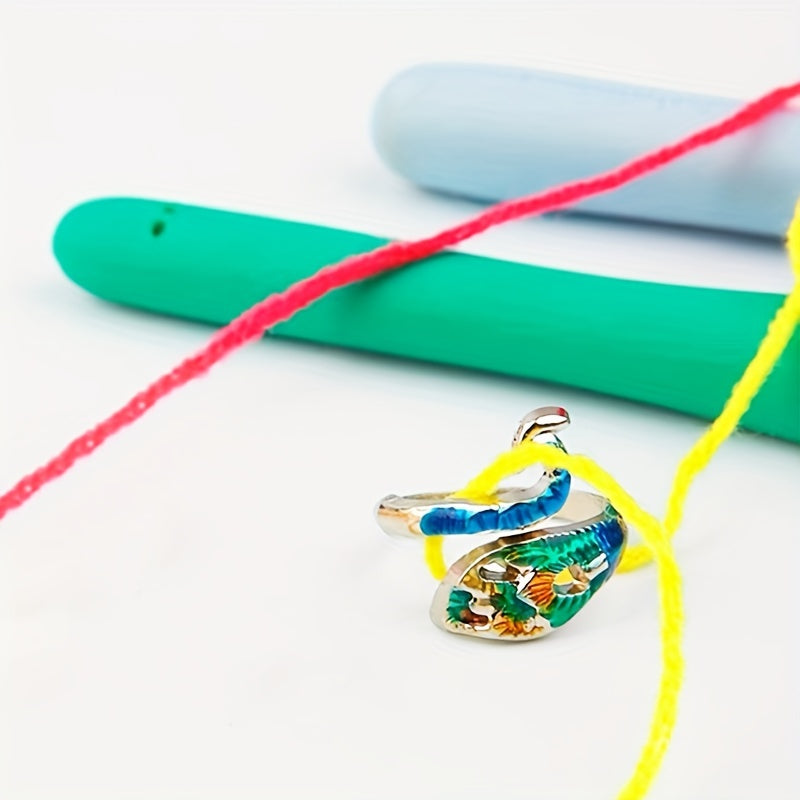 4pcs Crochet Rings Thread Lead Ring Peacock Yarn Guide Finger Holder Ethnic Knit