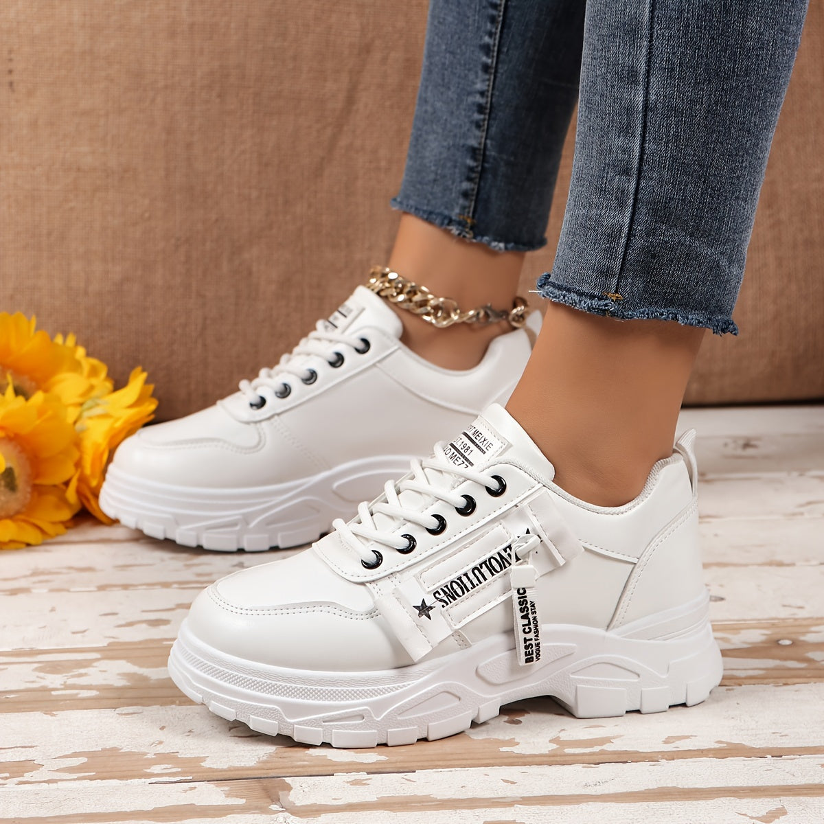 Letter Graphic Chunky Sneakers Lace-up Platform Shoes