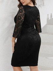 Women's Lace Half Sleeve Round Neck Dress